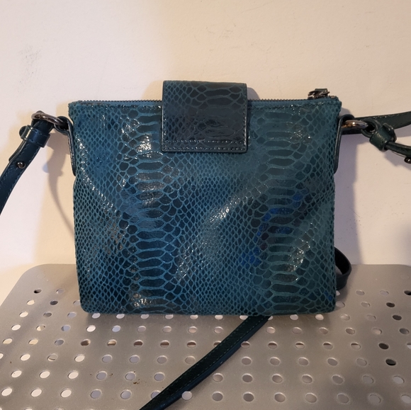 DANIER SMALL LEATHER CROSSBODY - Picture 5 of 5